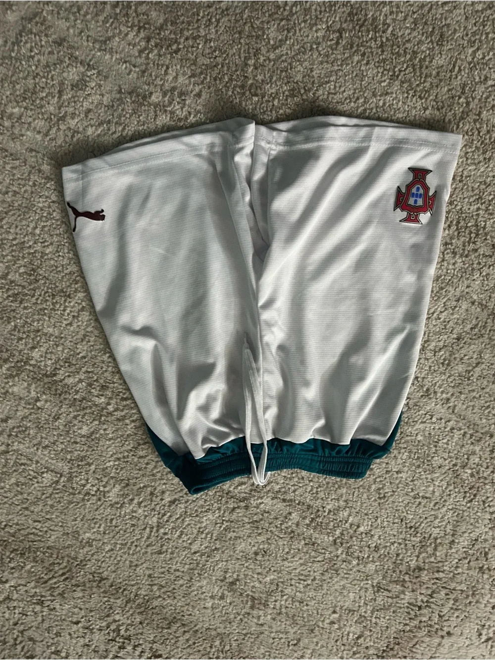 Puma Kids Teal and White Portugal World Cup 2026 WITH SHORTS new